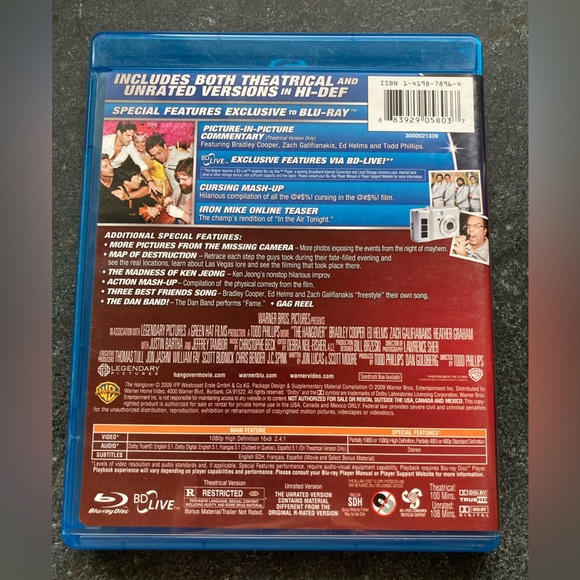 2/$10 - The Hangover - Blu-ray disc - preowned - Picture 2 of 2